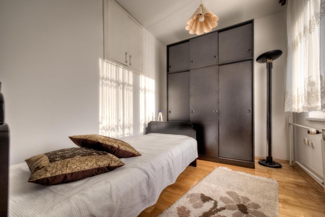 Mott Residence 투즐라 외부 사진